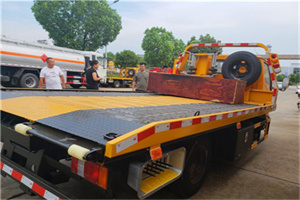 开平区附近拖车电话号码服务